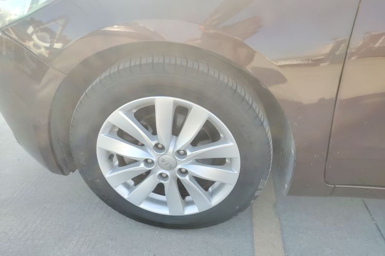 起亚K3 2015款 1.6L 手动GLS车身外观6007