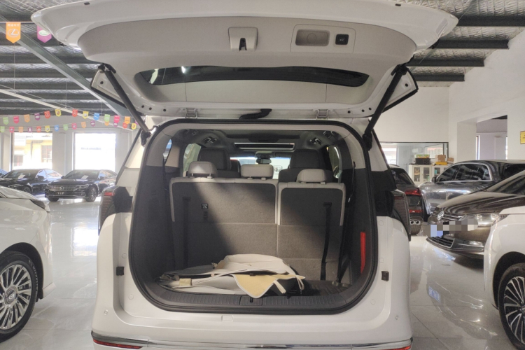 别克GL8 2025款 陆尊 智享版局部细节23