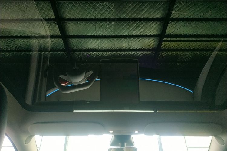 特斯拉 Model Y 2022款 后轮驱动版中控内饰22