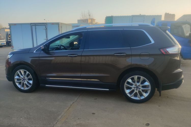 福特 锐界 2016款 EcoBoost 245 四驱尊锐型 7座车身外观4