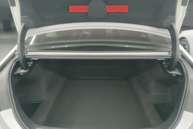 宝马5系 2024款 525Li 豪华套装中控内饰23