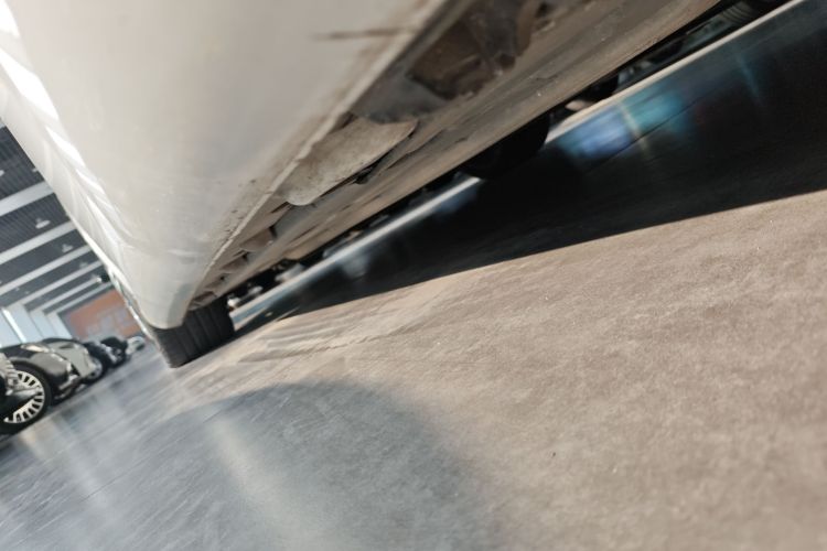 奔驰E级(进口) 2016款 E 200 轿跑车 灵动版局部细节9002