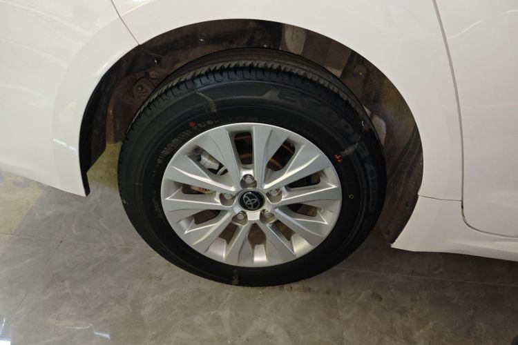 丰田 卡罗拉 2023款 1.2T 先锋版车身外观6008