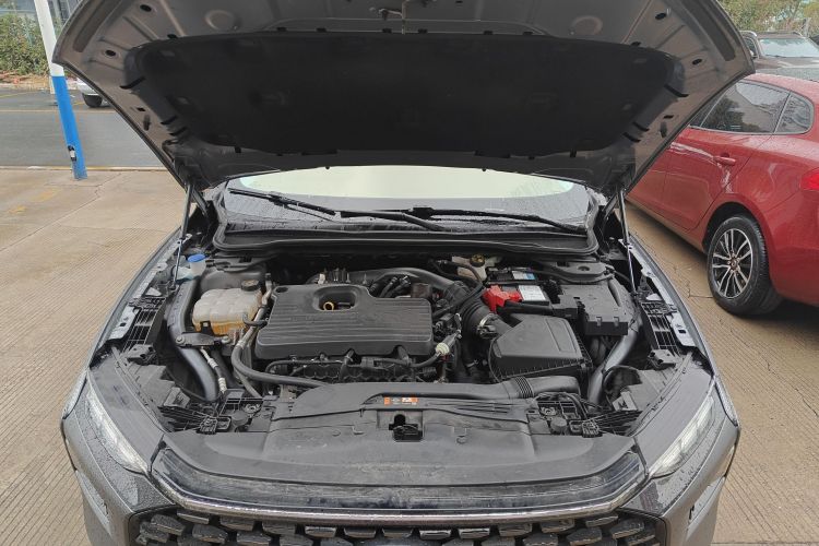 福特 蒙迪欧 2022款 EcoBoost 245 至尊型机舱底盘24