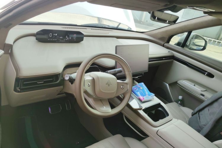 昊铂HT 2024款 825鸥翼激光雷达版中控内饰7002