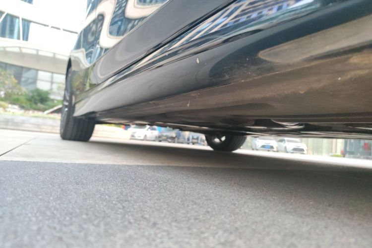 宝马3系 2024款 325Li M运动套装局部细节9001