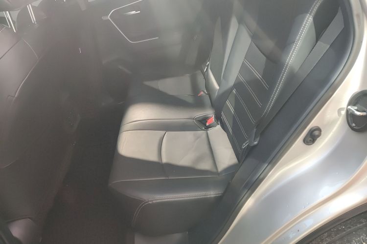 丰田 威兰达 2021款 2.0L CVT四驱豪华版中控内饰21