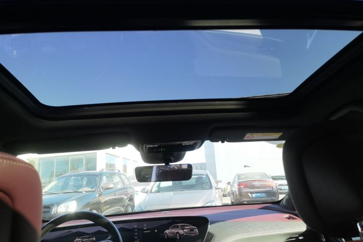 别克 君越 2023款 28T 越尊版中控内饰22