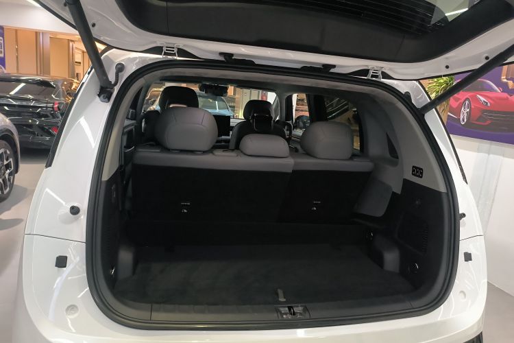 极氪MIX 2025款 长续航智驾版机舱底盘23