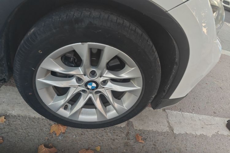 宝马X1 2014款 sDrive18i 领先型车身外观6007