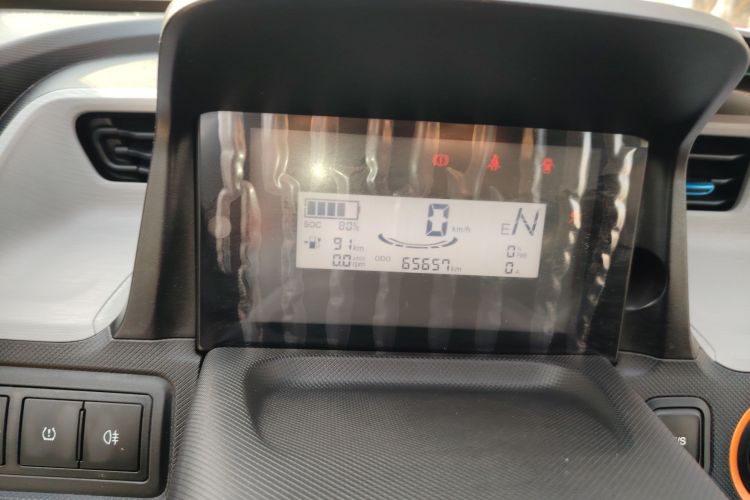 五菱汽车 宏光MINIEV 2020款 轻松款 磷酸铁锂中控内饰14