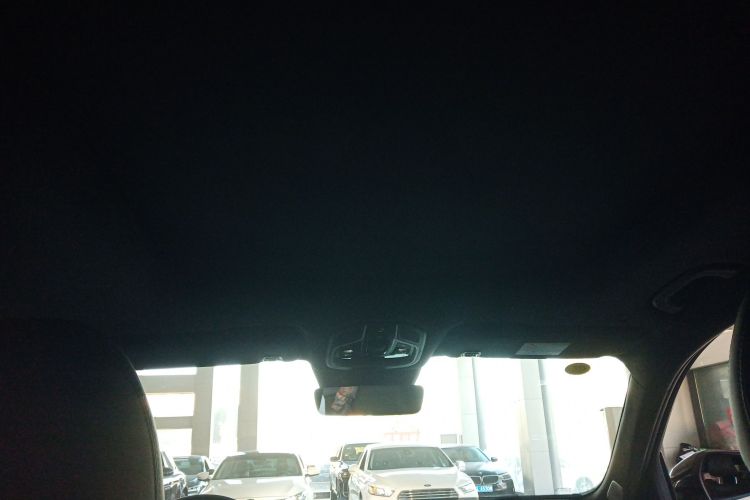 吉利汽车 星越L 2024款 2.0TD 高功自动两驱天际版中控内饰22