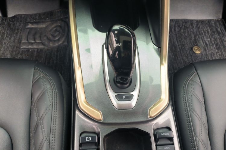 哈弗H6 2020款 1.5GDIT 自动铂金冠军版中控内饰18