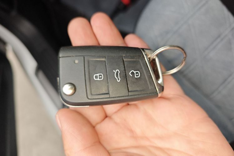 大众 朗逸 2024款 300TSI DSG满逸版中控内饰11