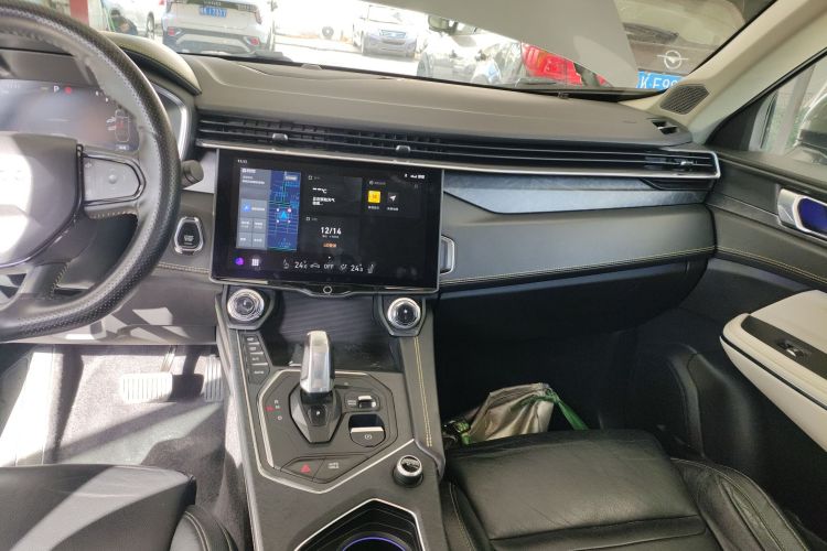 领克05 2020款 2.0TD 两驱耀Plus局部细节16