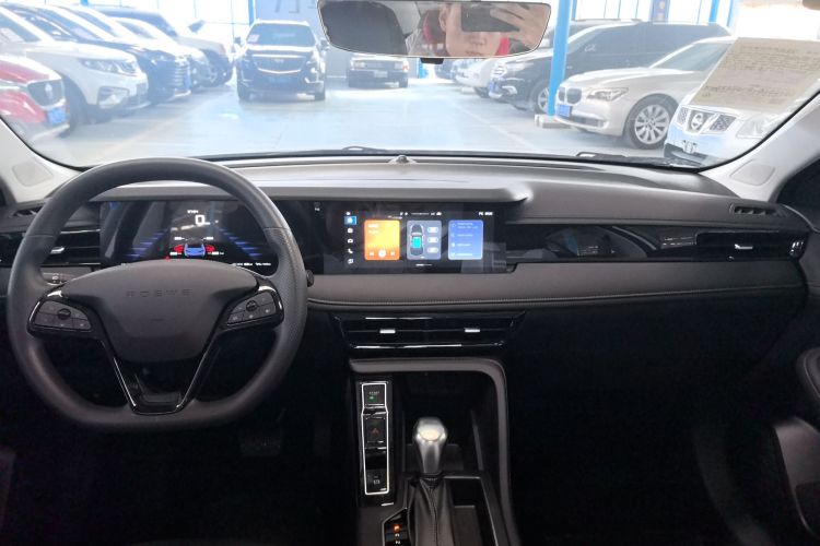 荣威i5 2026款 1.5L CVT豪华版中控内饰12