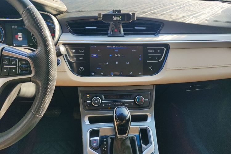 吉利汽车 帝豪 2018款 1.5L CVT豪华型中控内饰16
