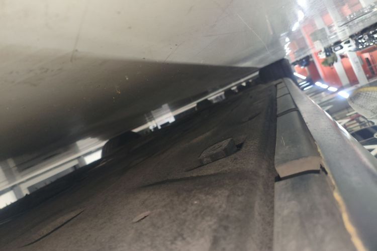 玛莎拉蒂 Ghibli 2014款 3.0T 标准版局部细节9002