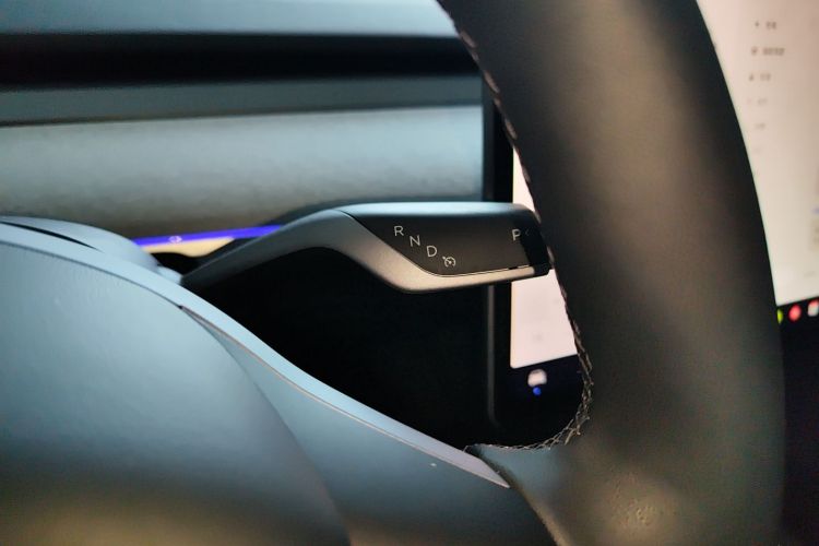 特斯拉 Model Y 2024款 后轮驱动版中控内饰18