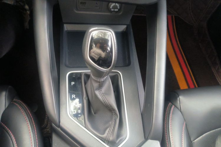 东风风光 风光500 2021款 1.5L CVT乐享型中控内饰18