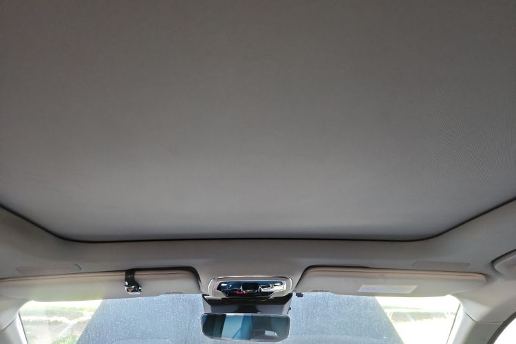 领克05 2022款 2.0TD 两驱耀Halo中控内饰22