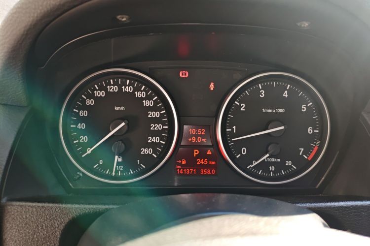 宝马X1 2014款 sDrive18i X设计套装中控内饰14