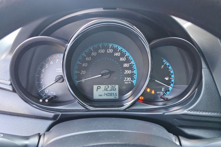 丰田 YARiS L 致享 2019款 1.5E CVT魅动版 国VI中控内饰14