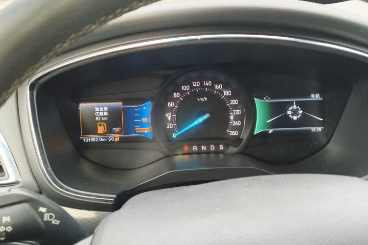 福特 金牛座 2016款 EcoBoost 180 豪华型中控内饰14