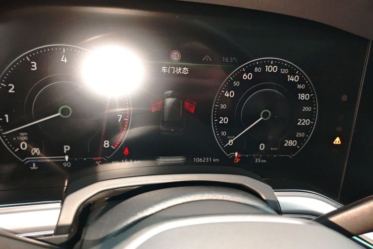 大众 途锐 2021款 3.0TSI 锐享版 曜黑运动套装中控内饰14