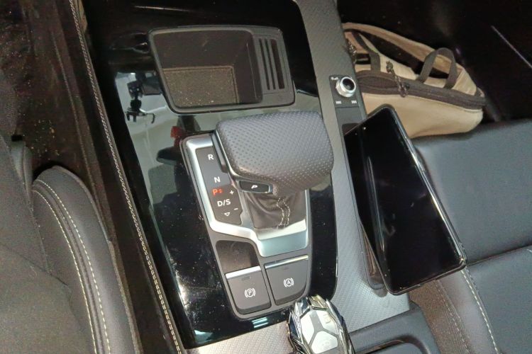 奥迪Q5L 2024款 45 TFSI 豪华动感型中控内饰18