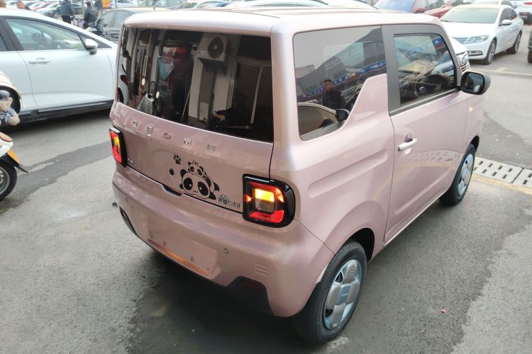 吉利银河 2023款 熊猫mini 200km 耐力熊车身外观7
