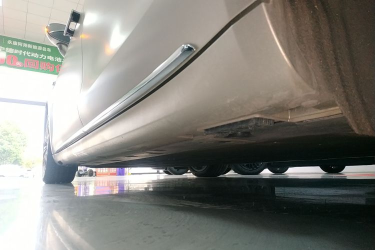 鸿蒙智行 享界S9 2024款 纯电 Ultra 四驱旗舰版局部细节9002