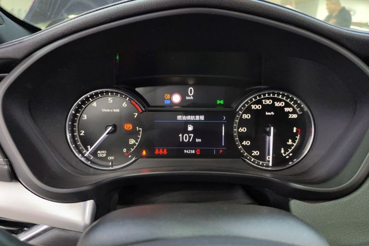 凯迪拉克XT4 2020款 改款 28T 两驱领先型中控内饰14