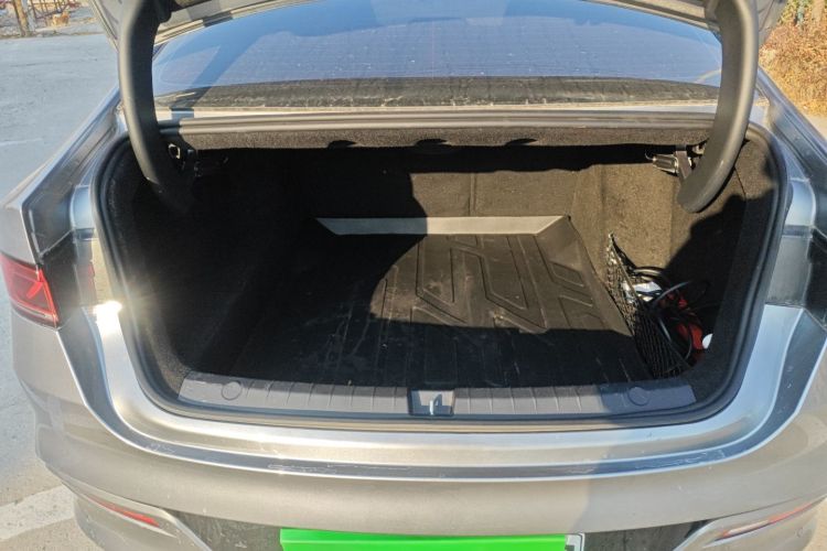 比亚迪 秦PLUS 2024款 荣耀版 DM-i 55KM领先型局部细节23