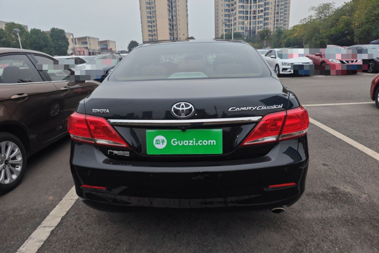 丰田 凯美瑞 2013款 200E 经典精英版车身外观6