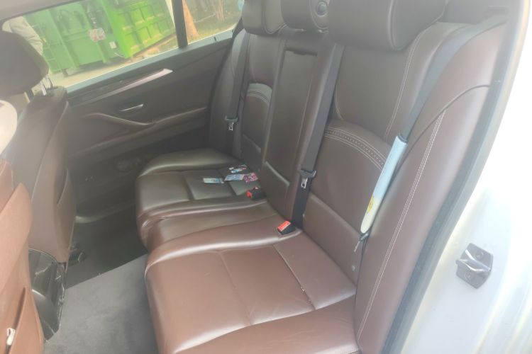 宝马5系 2014款 525Li 豪华设计套装中控内饰7004