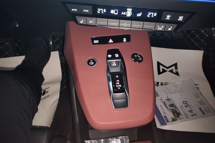 奥迪Q4 e-tron 2024款 40 e-tron 创境版中控内饰18