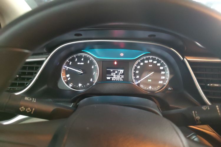 别克 英朗 2018款 15T 双离合进取型 国V中控内饰14