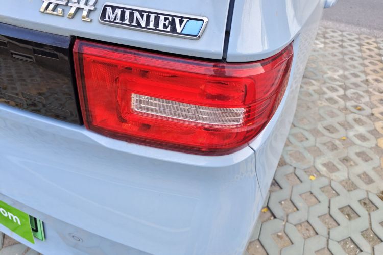 五菱汽车 宏光MINIEV 2020款 自在款 磷酸铁锂车身外观9