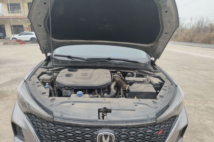 长安 逸动 2020款 PLUS 蓝鲸NE 1.4T GDI DCT尊贵型局部细节24