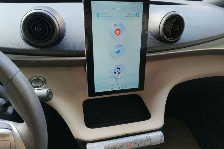 比亚迪 海豚 2024款 荣耀版 420km 自由版中控内饰16