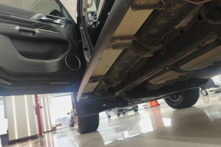 坦克300 2021款 越野版 2.0T 征服者局部细节9002