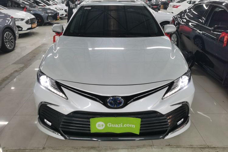 丰田 凯美瑞 2021款 双擎 2.5HGVP 领先版车身外观2