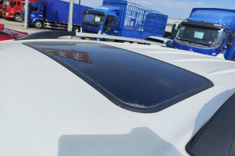 东风风光 风光370 2018款 S370 1.5L CVT豪华型 7座局部细节57