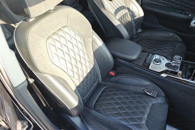 红旗HS5 2019款 2.0T 智联旗享版局部细节41