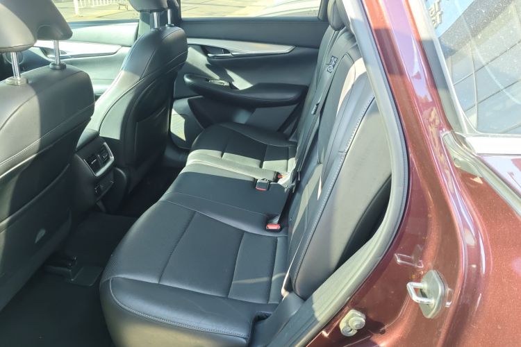 英菲尼迪QX50 2018款 2.0T 两驱时尚版中控内饰21