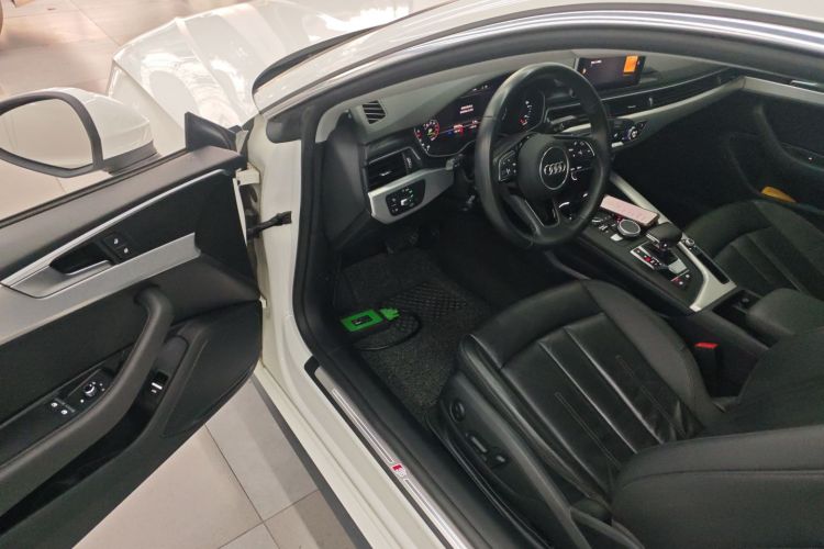 奥迪A5 2020款 Coupe 40 TFSI 时尚型 国VI中控内饰7003