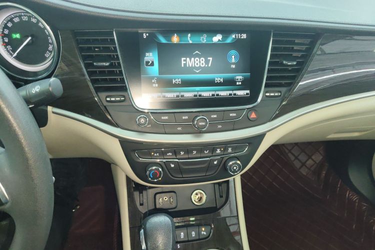 别克 威朗 2019款 三厢 15S 自动领先型局部细节16