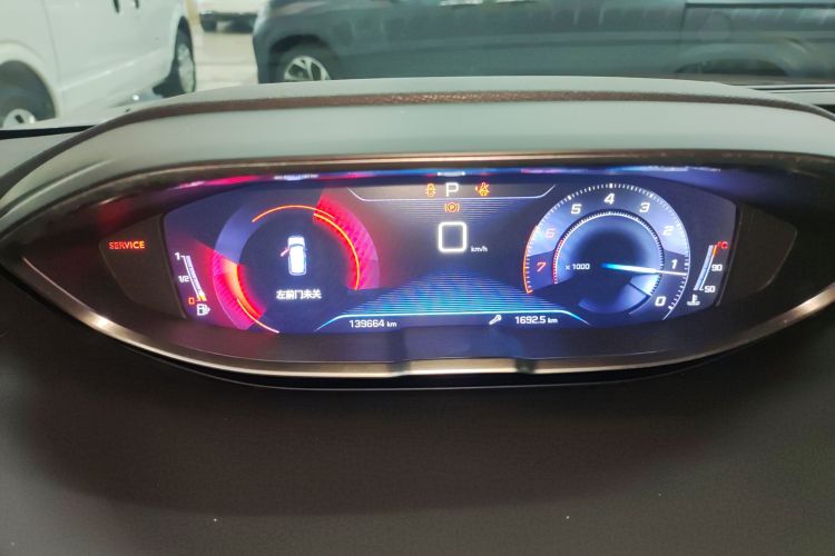 标致4008 2017款 350THP 精英版中控内饰14