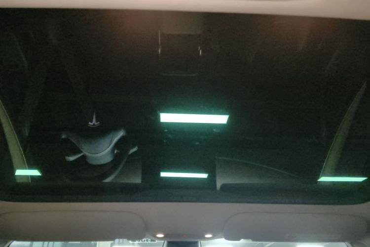 特斯拉 Model 3 2022款 Performance高性能全轮驱动版局部细节22